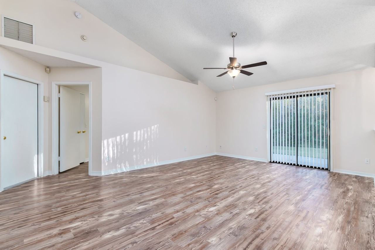 3651 Paleface Pl - Photo 4 of 24