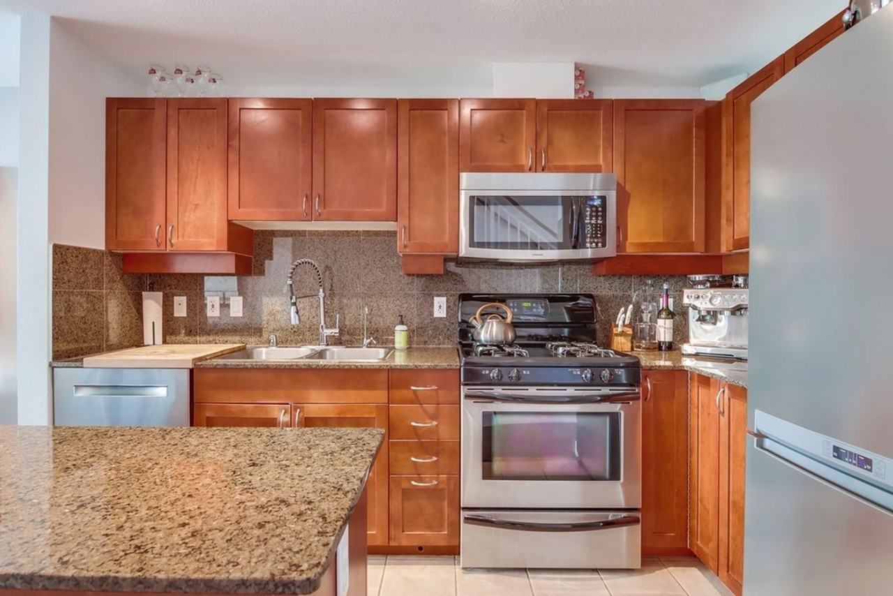 1240 India St - Photo 5 of 17