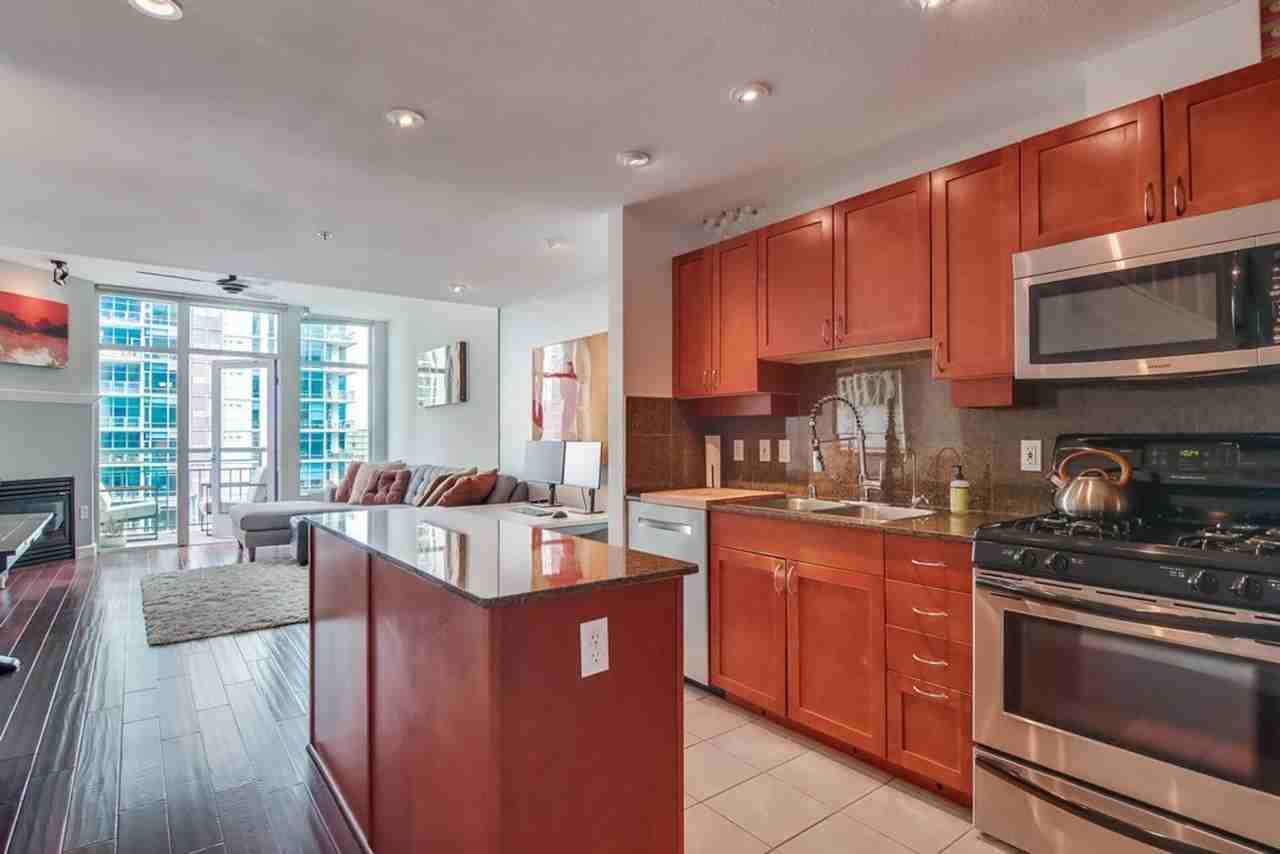 1240 India St - Photo 6 of 17