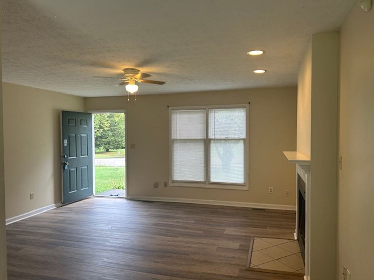 1112 Higbee Mill Rd - Photo 4 of 17