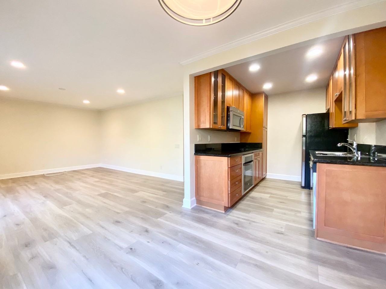 8656 Via Mallorca #B - Photo 5 of 18