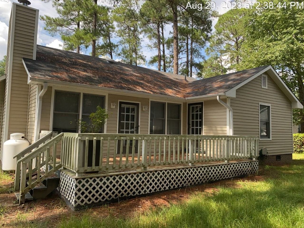 429 Oakgrove Dr - Photo 2 of 17