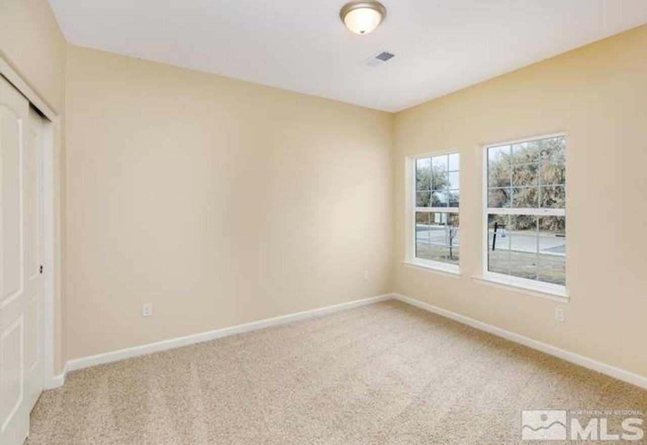 2539 Verona Dr - Photo 3 of 17