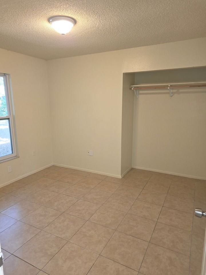 5615 7th Street Ct E - Photo 3 of 9