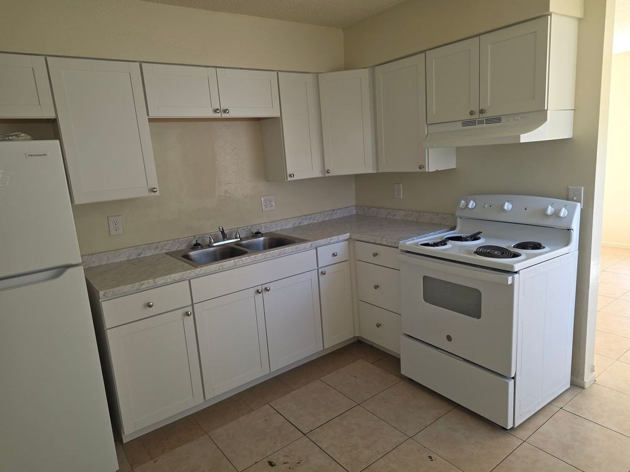 5615 7th Street Ct E - Photo 6 of 9