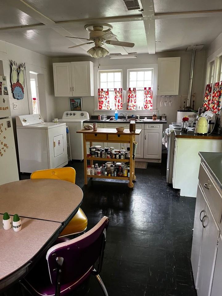 136 Easy St - Photo 7 of 9