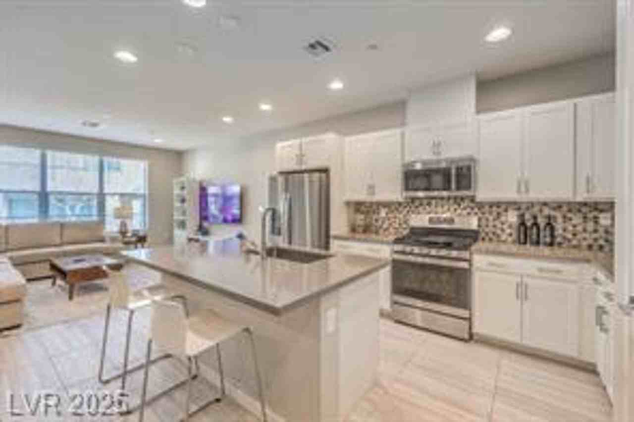 1247 Rock Hills St #102 - Photo 2 of 39