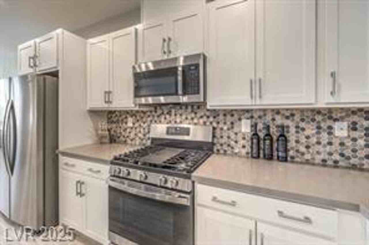 1247 Rock Hills St #102 - Photo 3 of 39