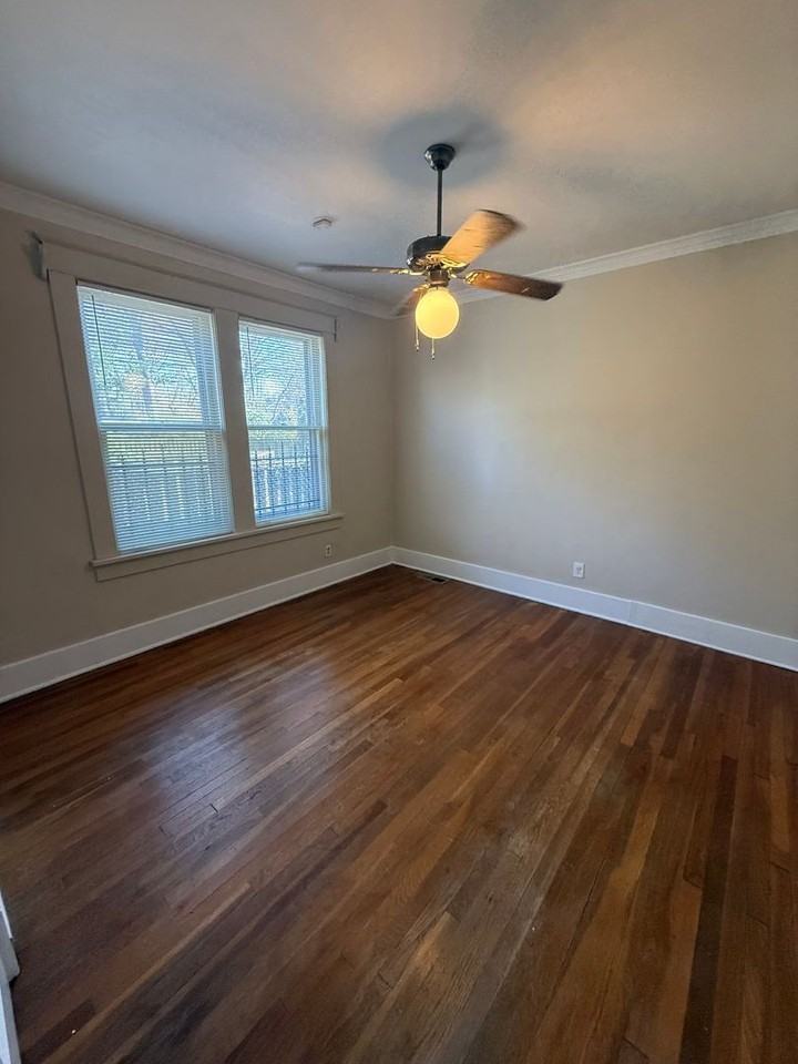 1859 Mignon Ave - Photo 5 of 8