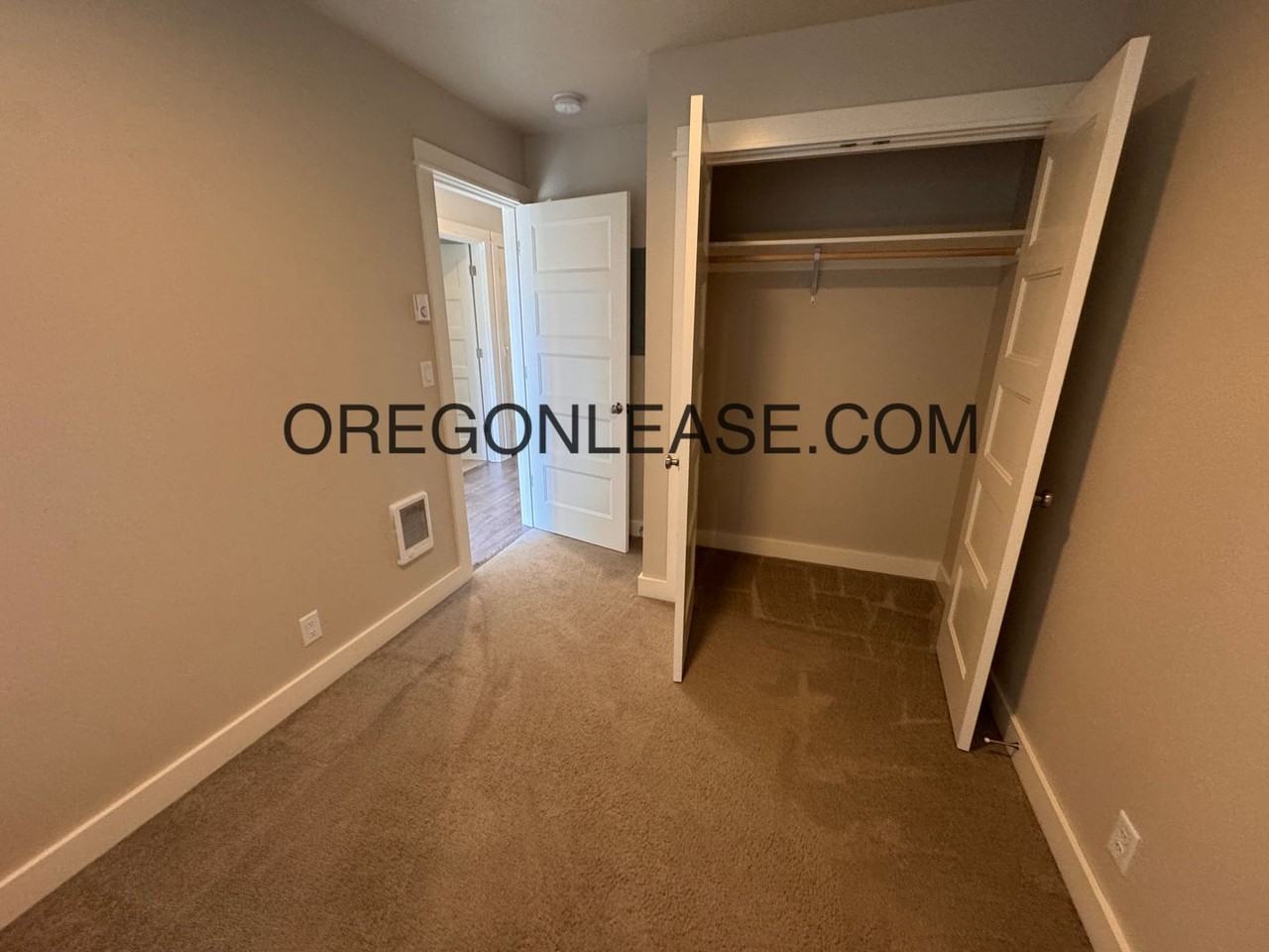 5869 Aster St - Photo 2 of 10