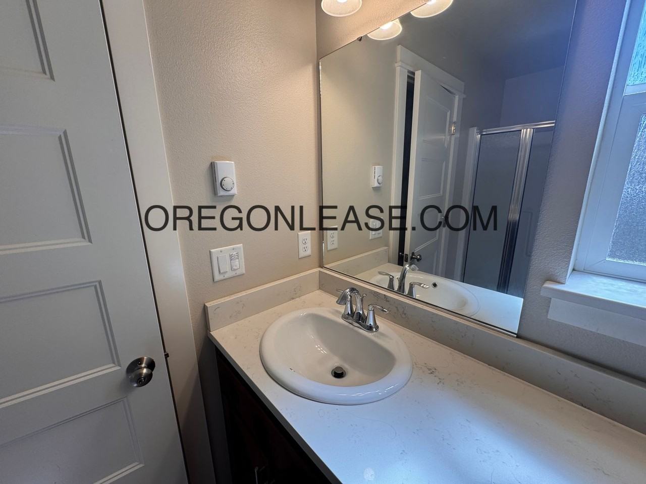 5869 Aster St - Photo 6 of 10