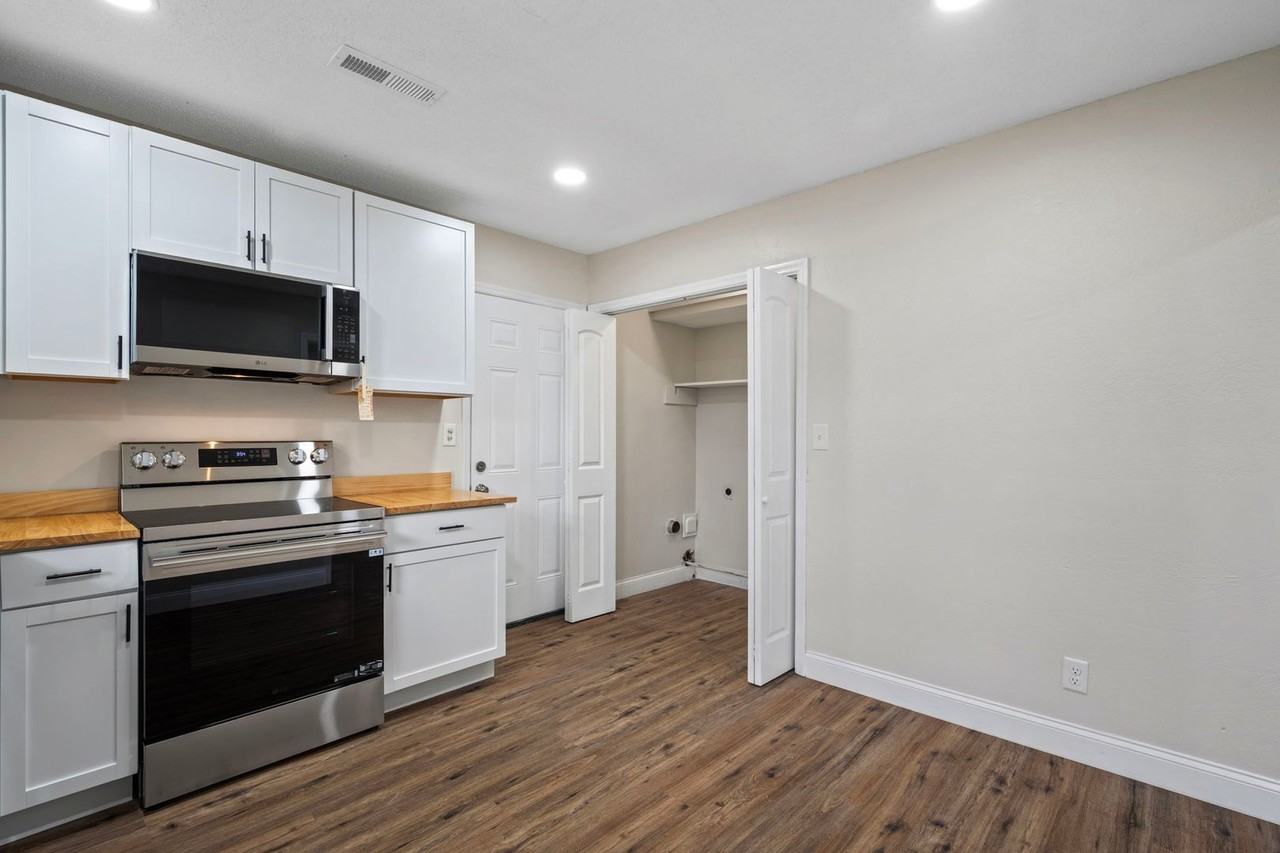 3334 Gundy Dr #B - Photo 6 of 20