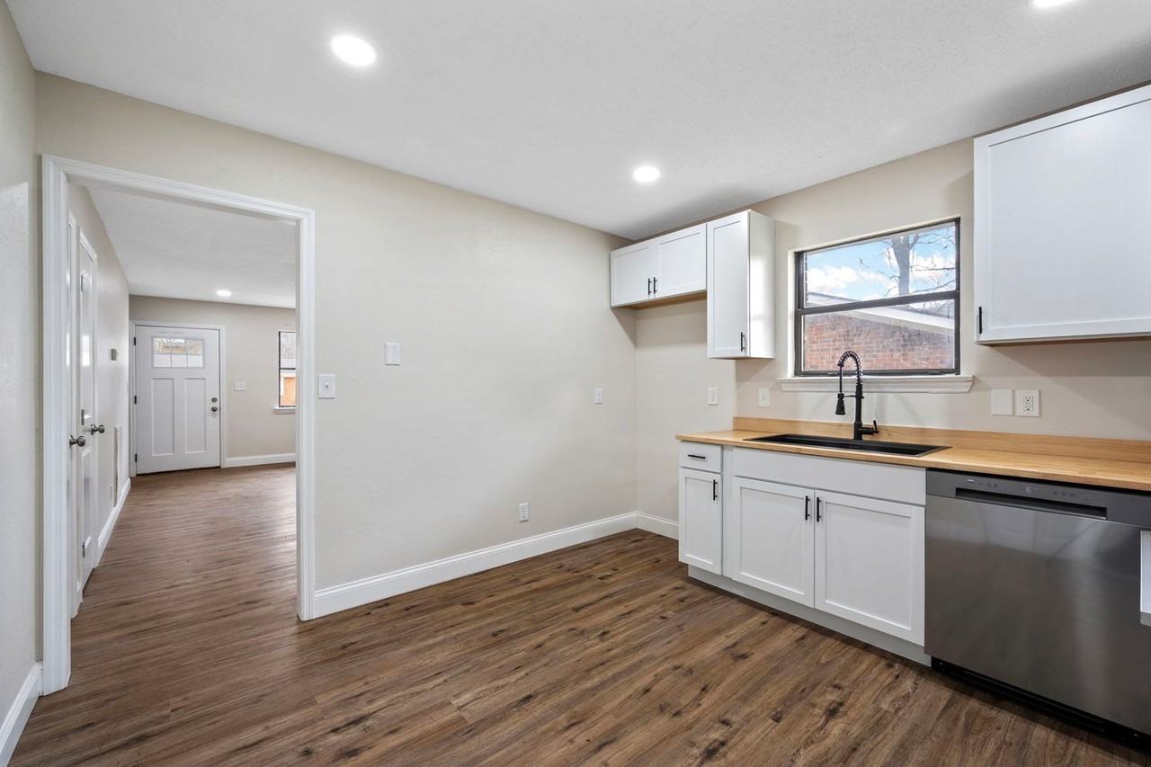 3334 Gundy Dr #B - Photo 7 of 20