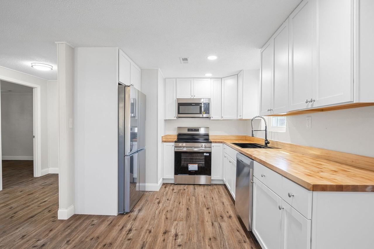 3217 Copperstone Trl - Photo 6 of 16