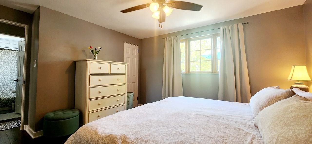 31 Norfolk Dr - Photo 2 of 42