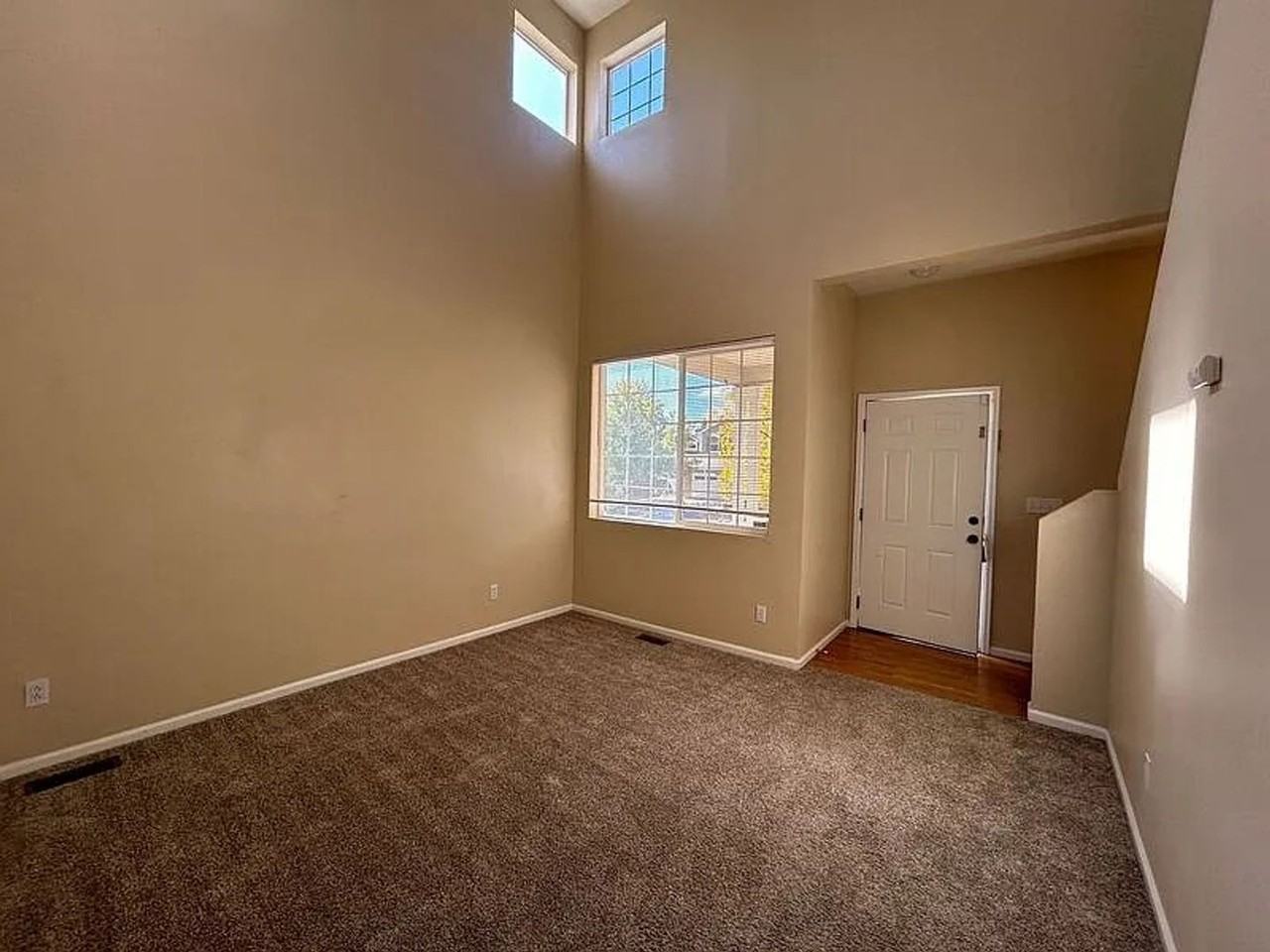 7821 Silver Maple Ln - Photo 6 of 13