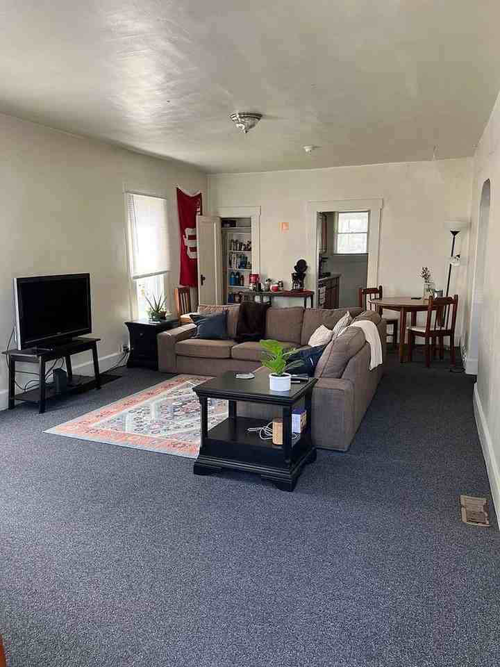 308 E 12th St - Photo 2 of 12