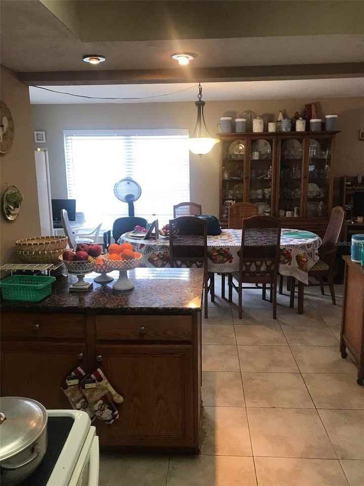 3710 Colby St - Photo 5 of 14