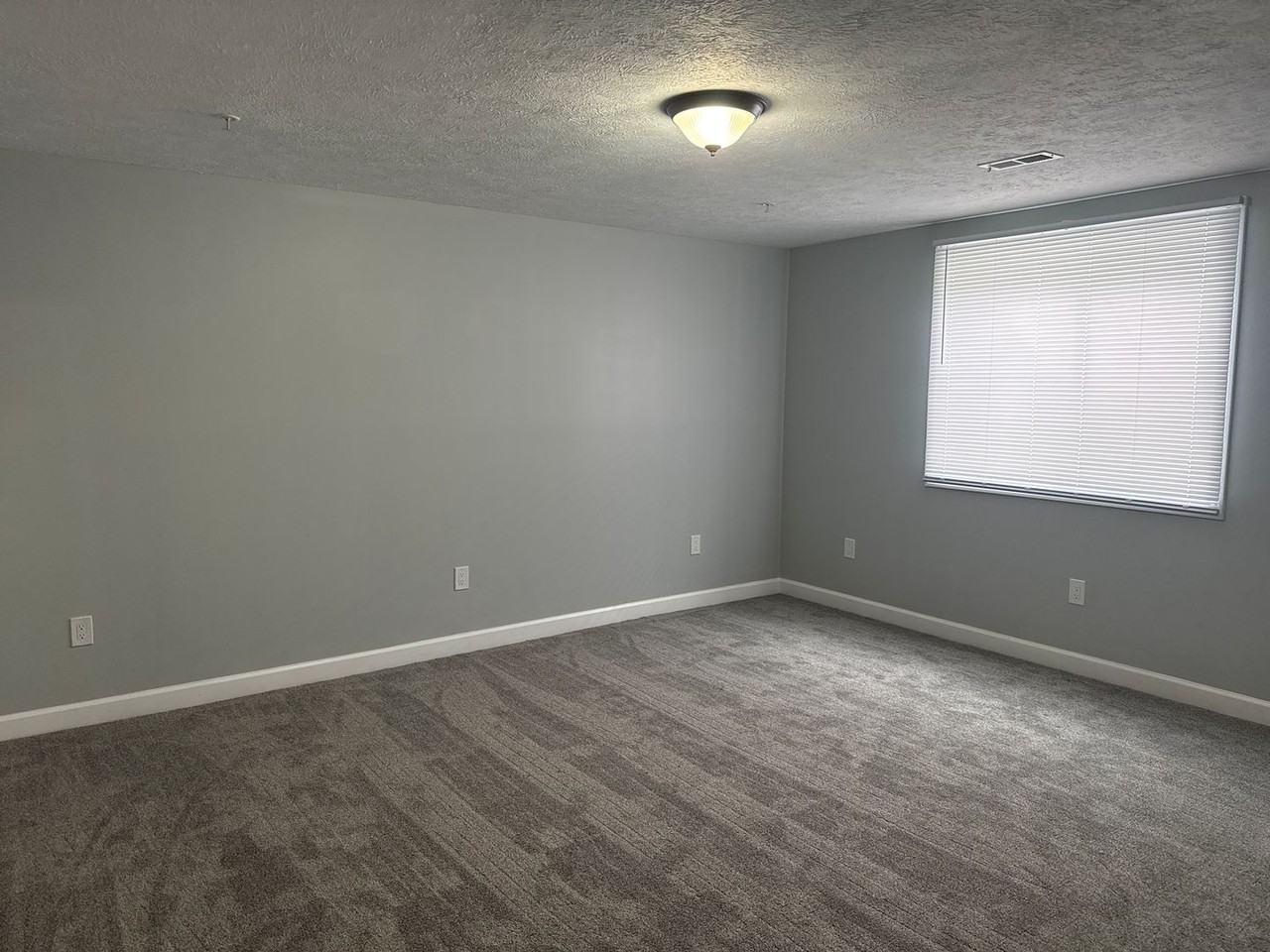 620 Garvey Ln - Photo 2 of 24