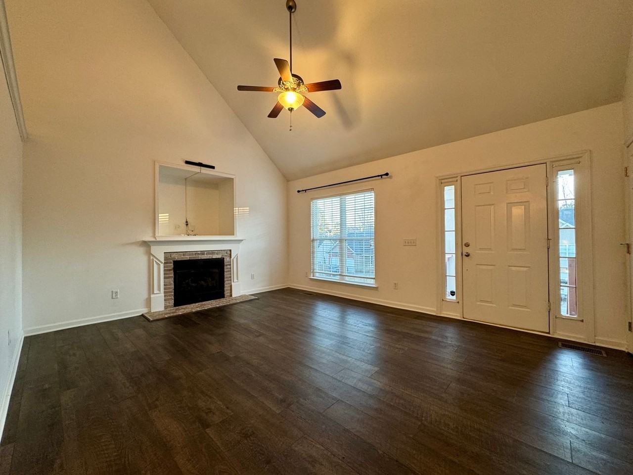 7564 Passport Dr - Photo 6 of 42