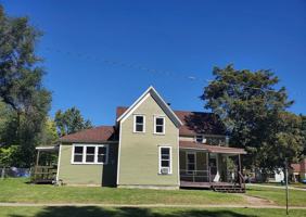 featured image of 901 N Rogers Ave