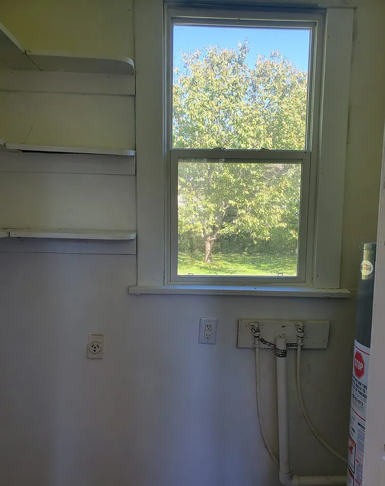 901 N Rogers Ave - Photo 7 of 20