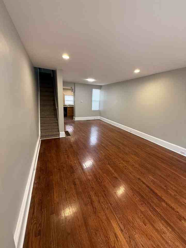 2443 S Hicks St - Photo 2 of 17