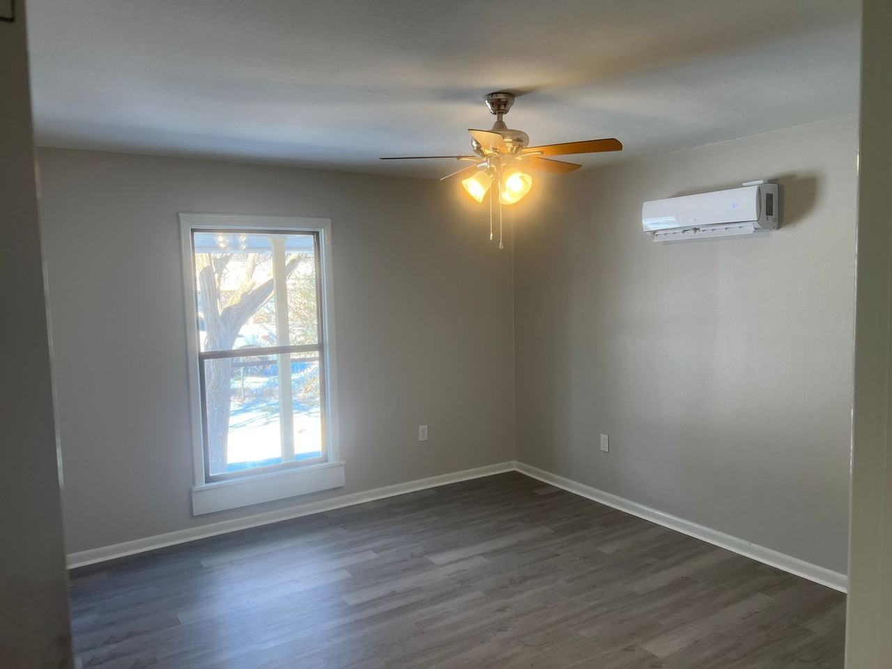 1107 Gum St - Photo 7 of 8