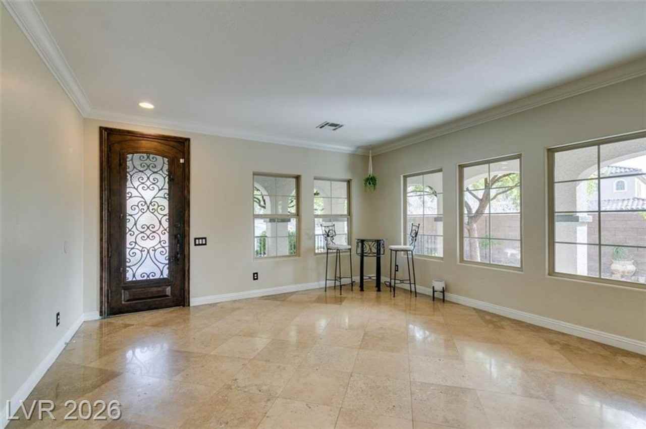 2909 Valvent Ct - Photo 6 of 50