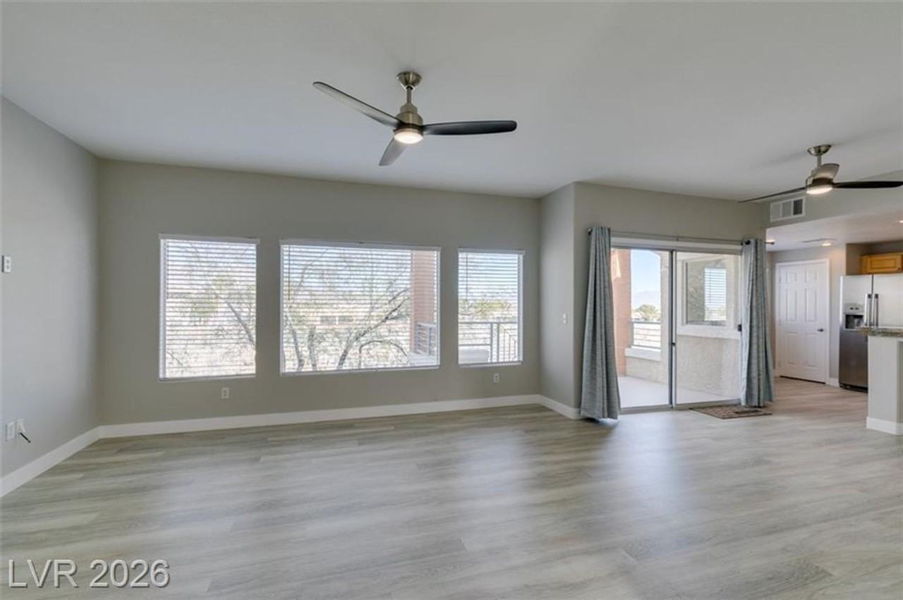 10600 Amber Ridge Dr #203 - Photo 3 of 49