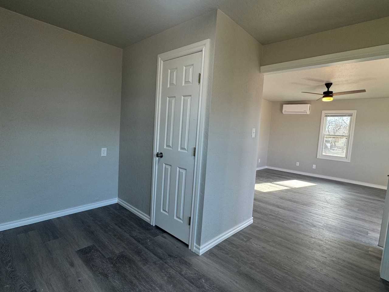 304 2nd St - Photo 3 of 7