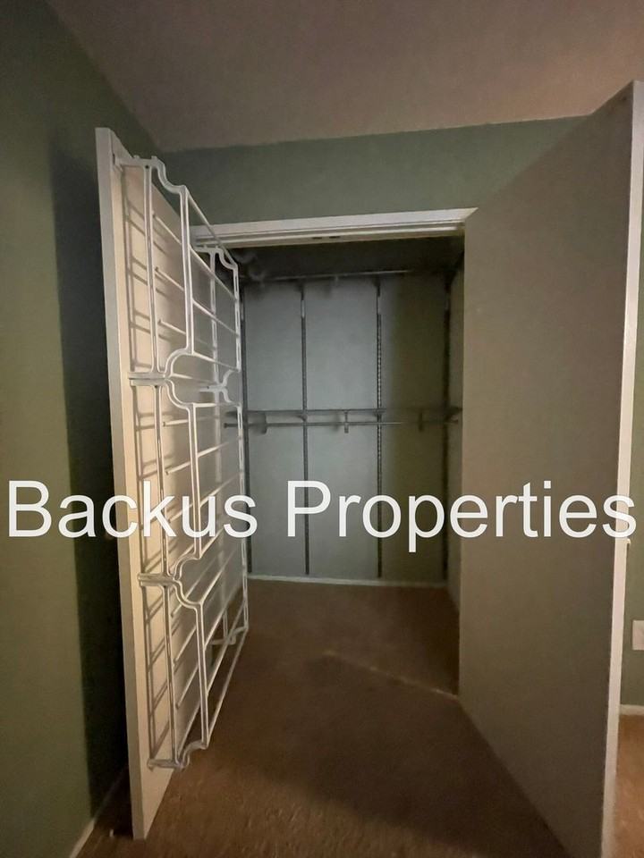 410 Pheasant Ridge Rd - Photo 5 of 24