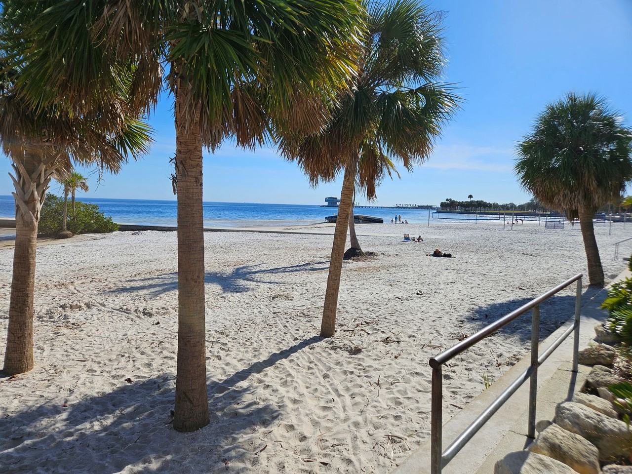 1100 N Shore Dr Ne - Photo 7 of 28