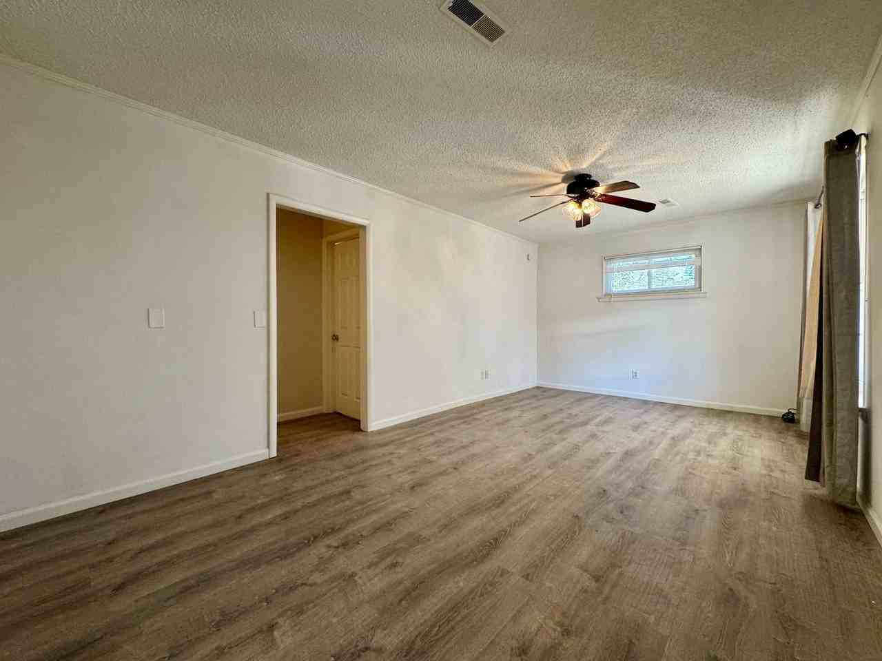 3531 Sleepy Hollow Rd - Photo 6 of 22