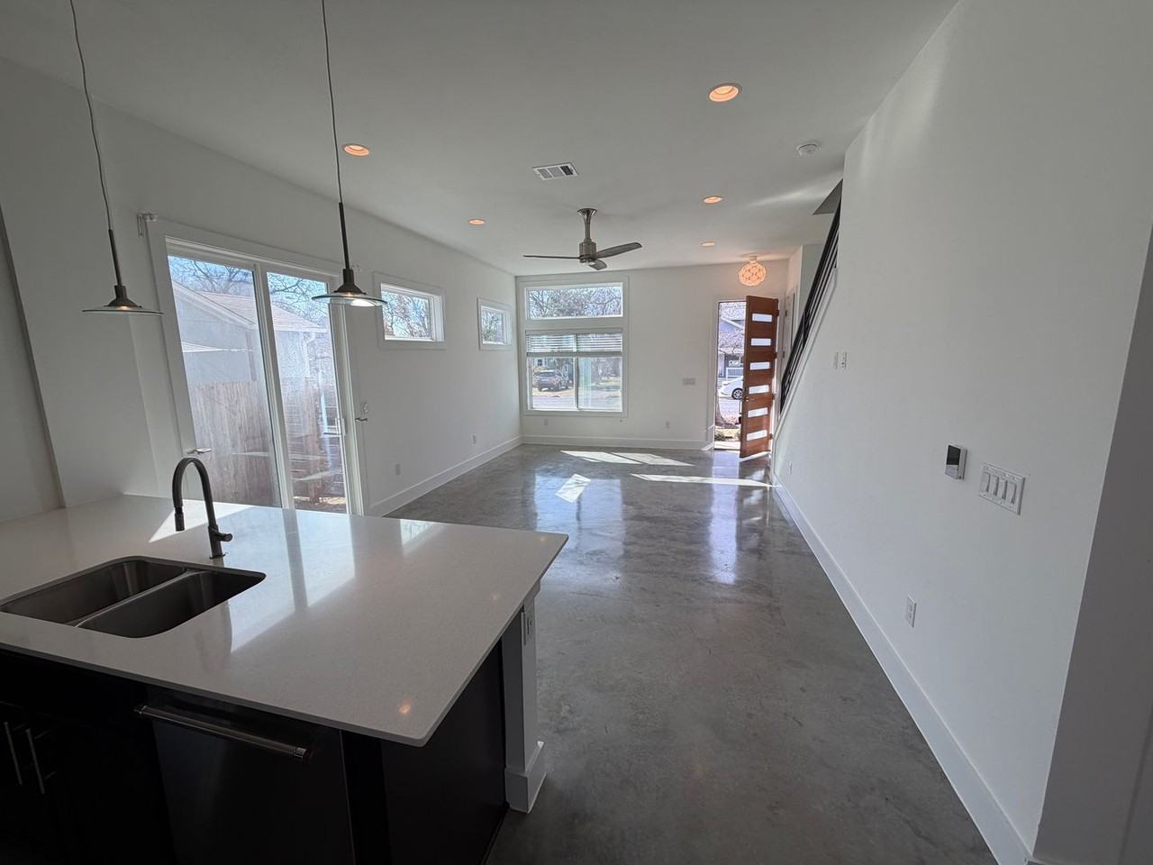 1520 W Saint Johns Ave - Photo 6 of 39