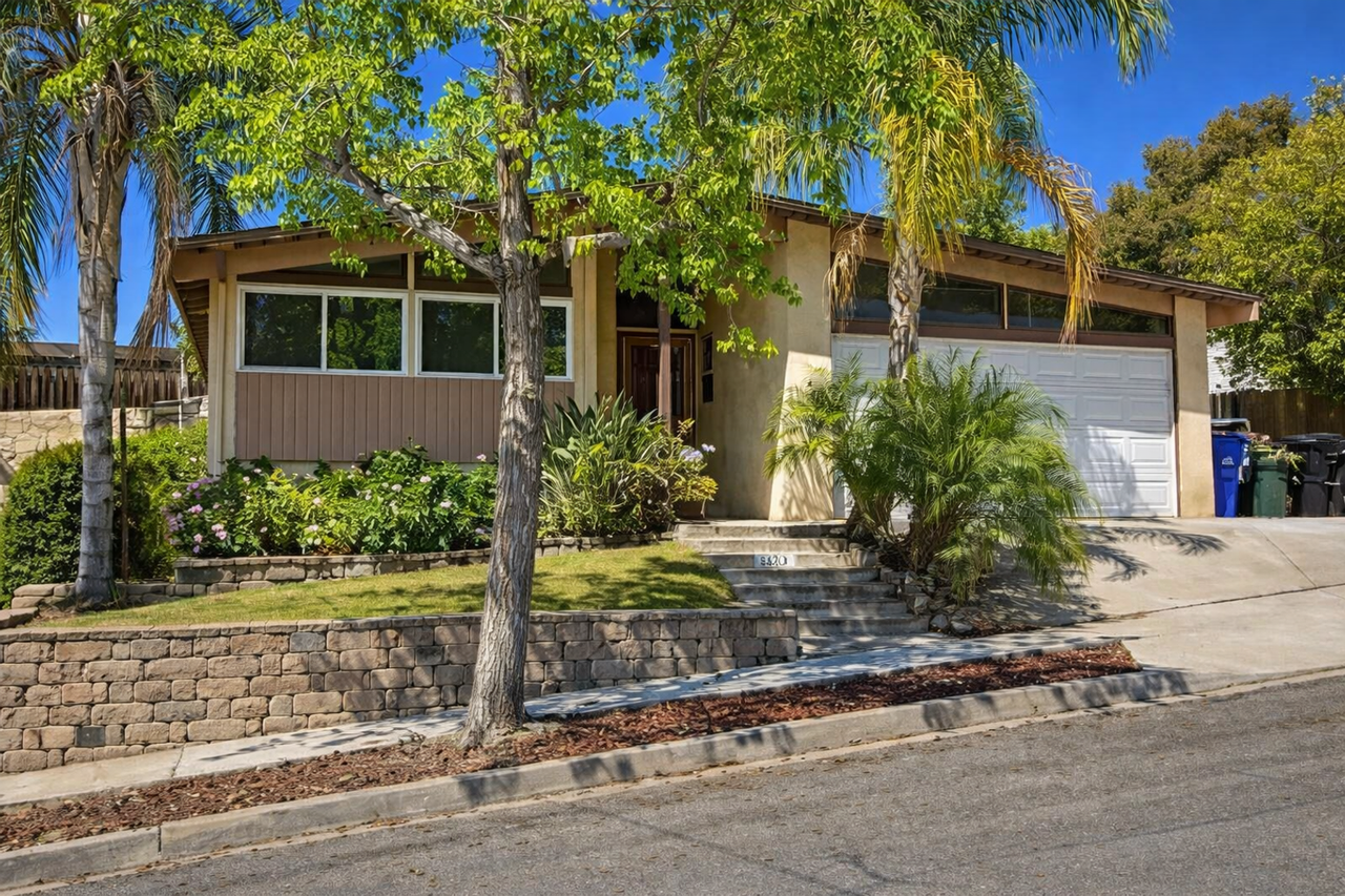 4976 Chaparral Way - Photo 2 of 19