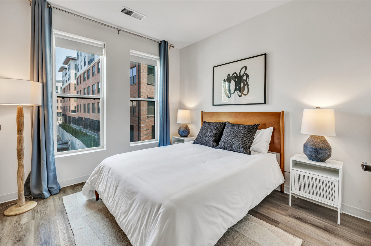 Olive & Wooster - Photo 2 of 33