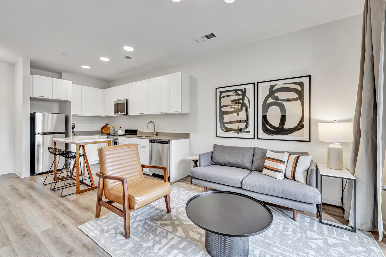 Olive & Wooster - Photo 4 of 33