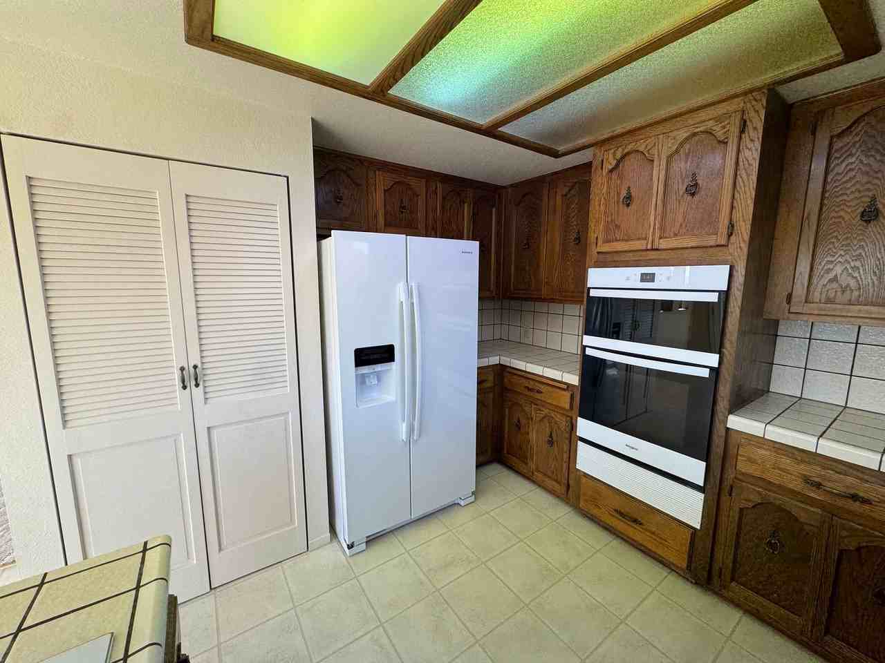 1571 Vista Grande Ln #A - Photo 7 of 24