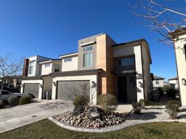 featured image of 3113 E Sky Rim Way