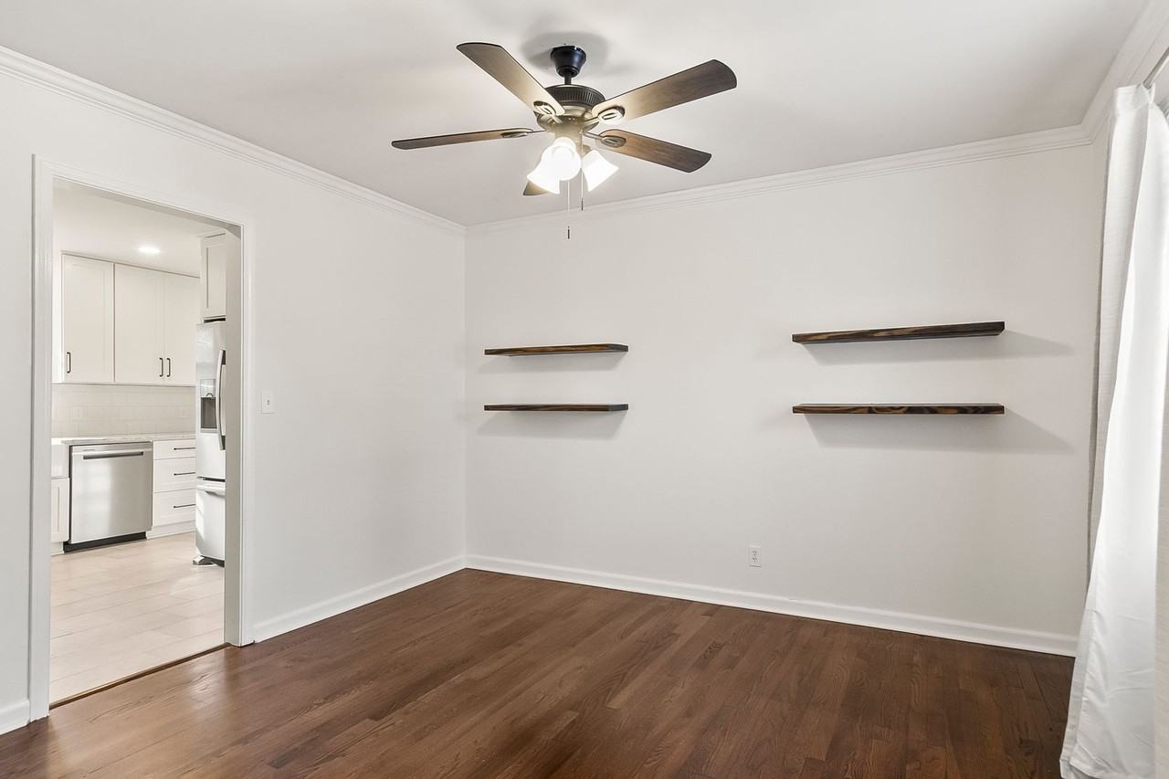 2082 Idlewood Dr - Photo 6 of 25