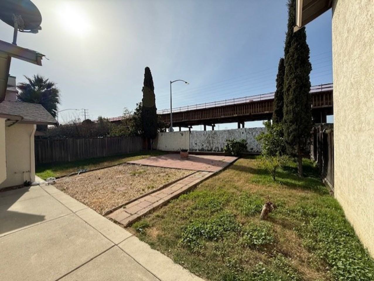 1786 Home Gate Dr - Photo 3 of 11