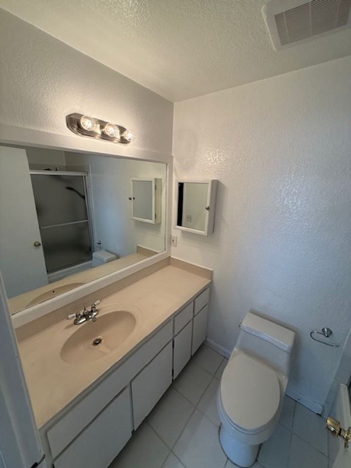 1786 Home Gate Dr - Photo 7 of 11