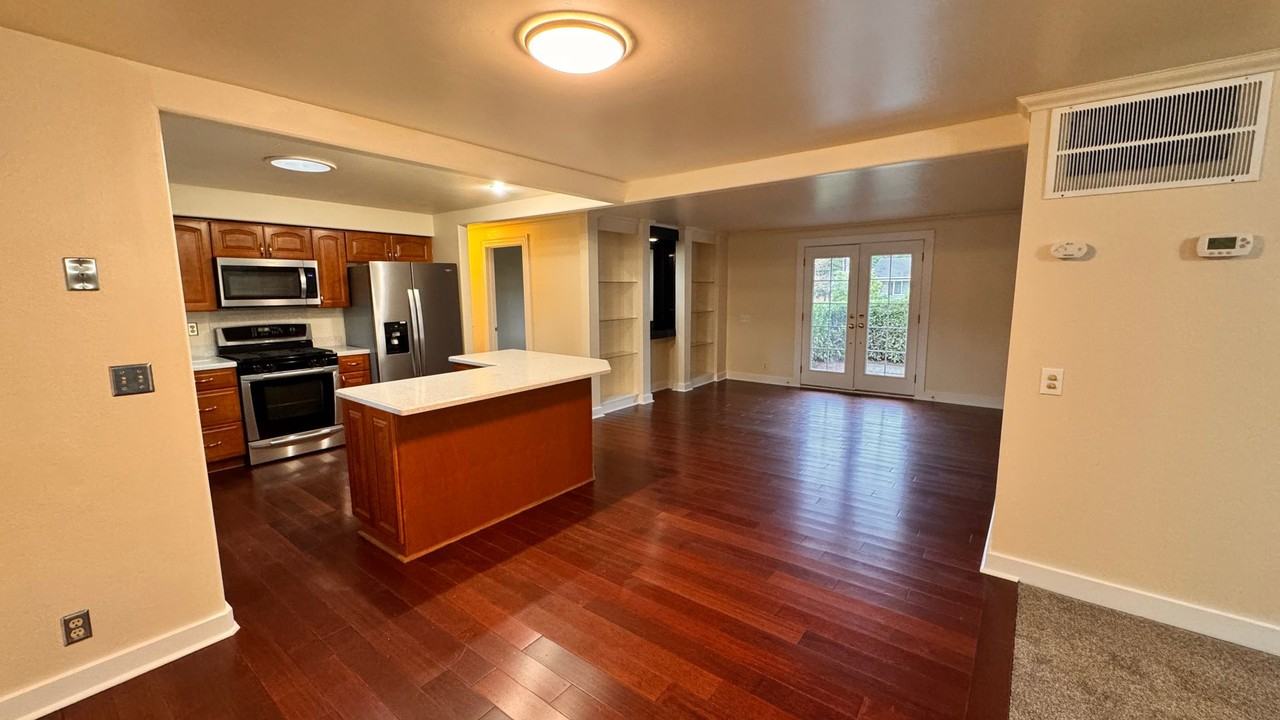 12326 Se 197th Pl - Photo 4 of 19