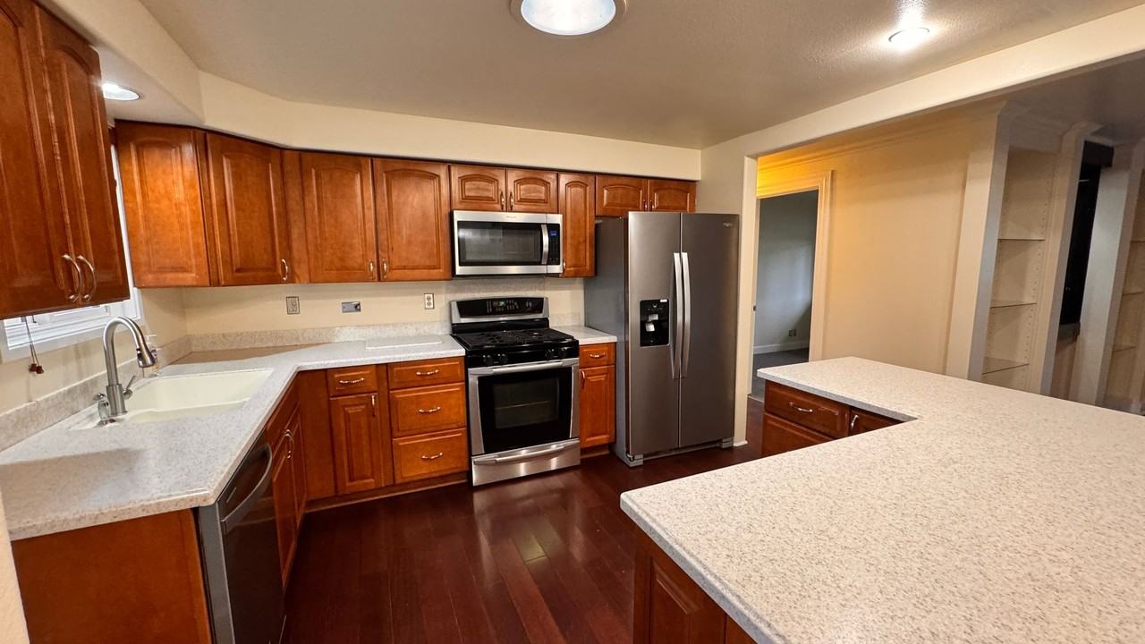 12326 Se 197th Pl - Photo 6 of 19