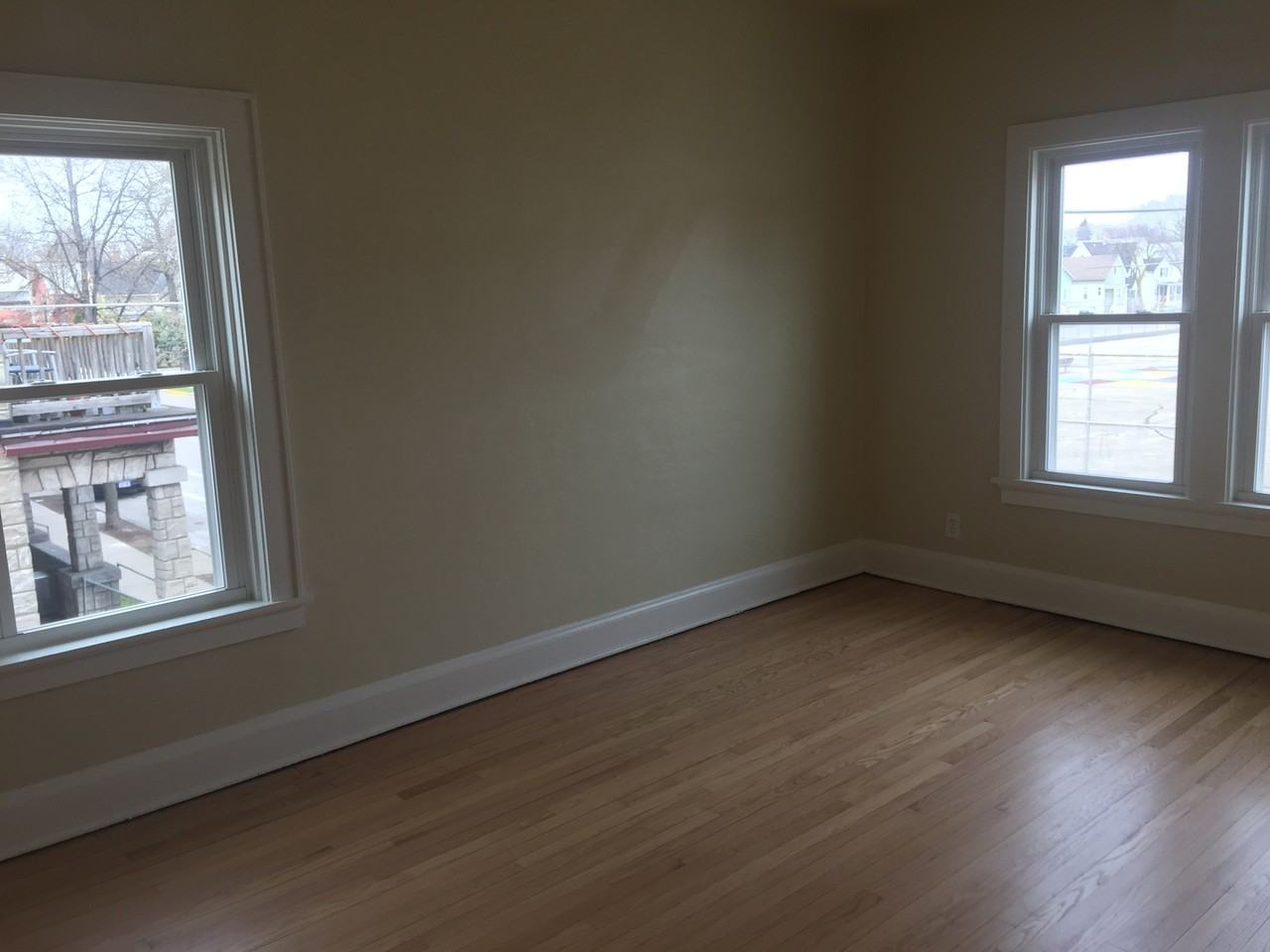 721 E Center St - Photo 2 of 17