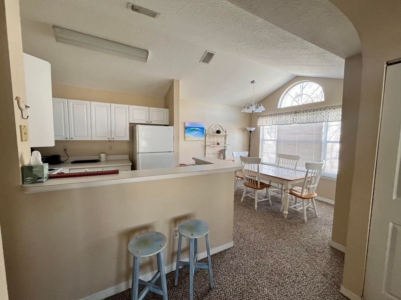 25213 Harbour Vista Cir - Photo 2 of 17