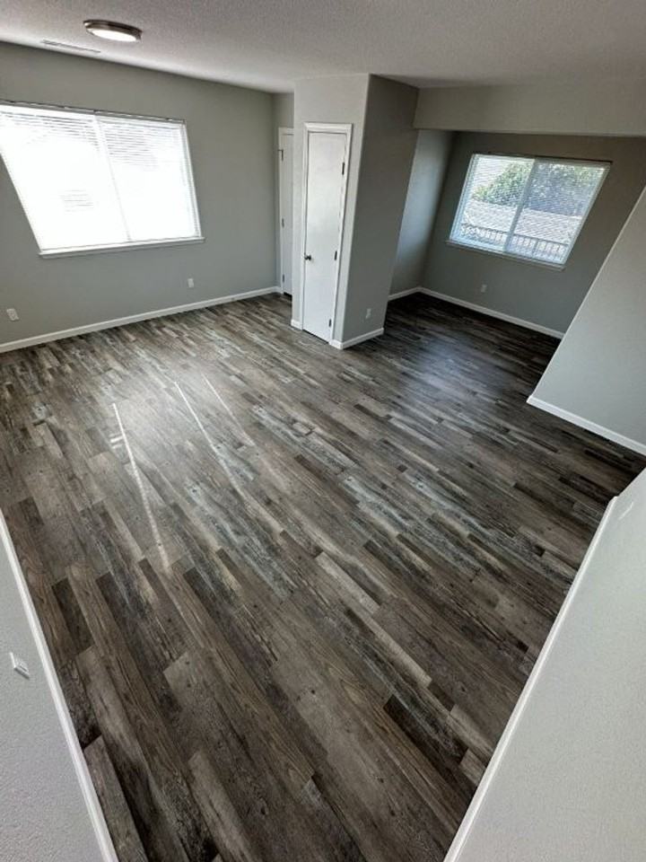 732 Sunset Blvd - Photo 4 of 13