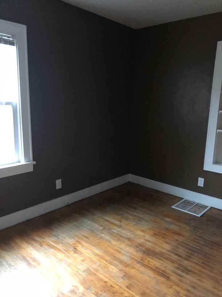 2331 4th St - Photo 6 of 12