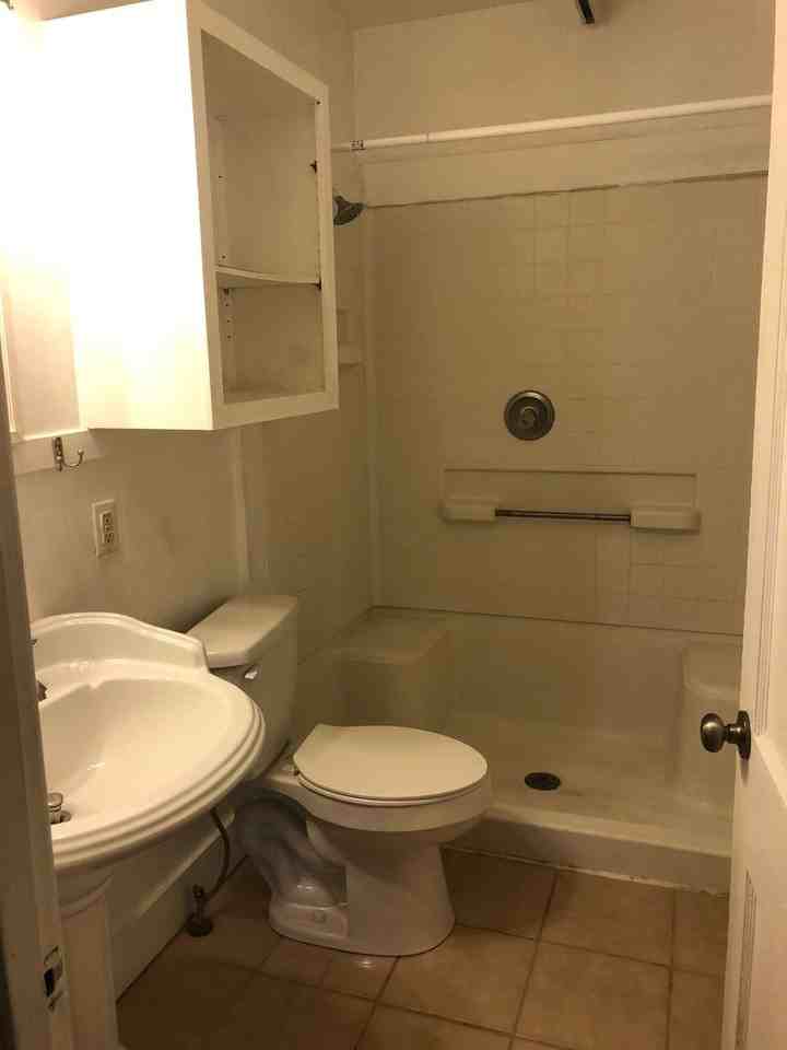 2331 4th St - Photo 7 of 12